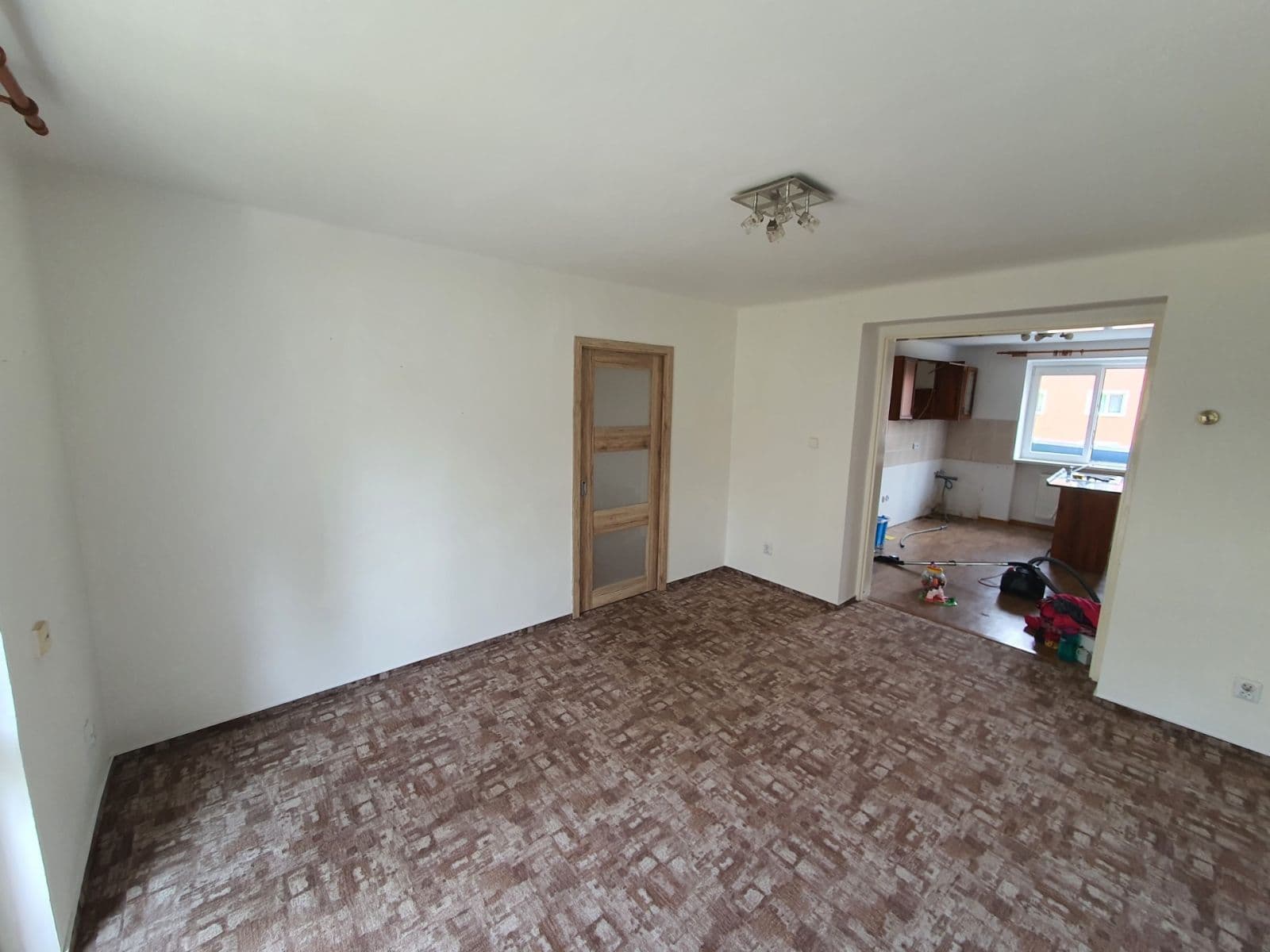 Prenájom bytu 2-izbový 50 m², Dlouhá, Horní Slavkov, Karlovarský kraj Prenájom bytu 2-izbový 50 m², Dlouhá, Horní Slavkov, Karlovarský kraj