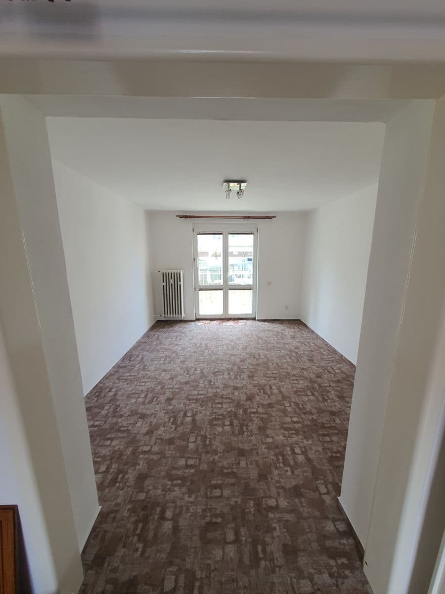Prenájom bytu 2-izbový 50 m², Dlouhá, Horní Slavkov, Karlovarský kraj Prenájom bytu 2-izbový 50 m², Dlouhá, Horní Slavkov, Karlovarský kraj