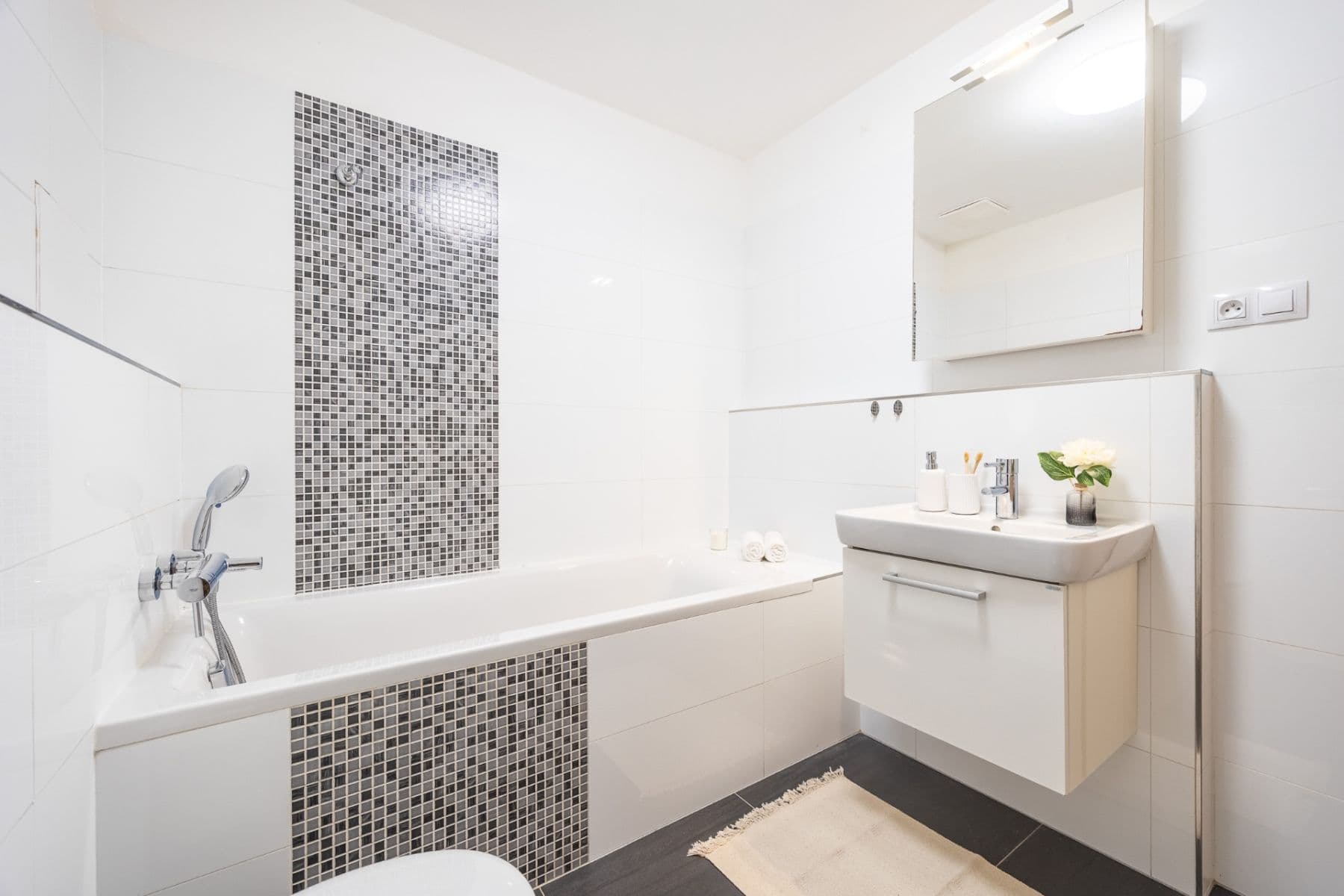 Predaj bytu 3-izbový 67 m², Učňovská, Praha, Praha Predaj bytu 3-izbový 67 m², Učňovská, Praha, Praha