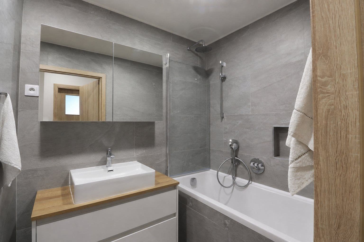 Prenájom bytu 3-izbový 68 m², Vokáčova, Praha, Praha Prenájom bytu 3-izbový 68 m², Vokáčova, Praha, Praha
