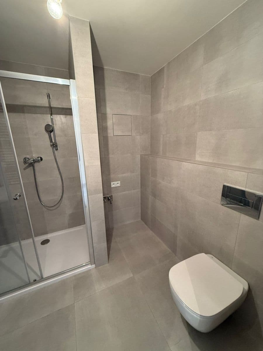 Prenájom bytu 2-izbový 52 m², Hodkovická, Praha, Praha Prenájom bytu 2-izbový 52 m², Hodkovická, Praha, Praha