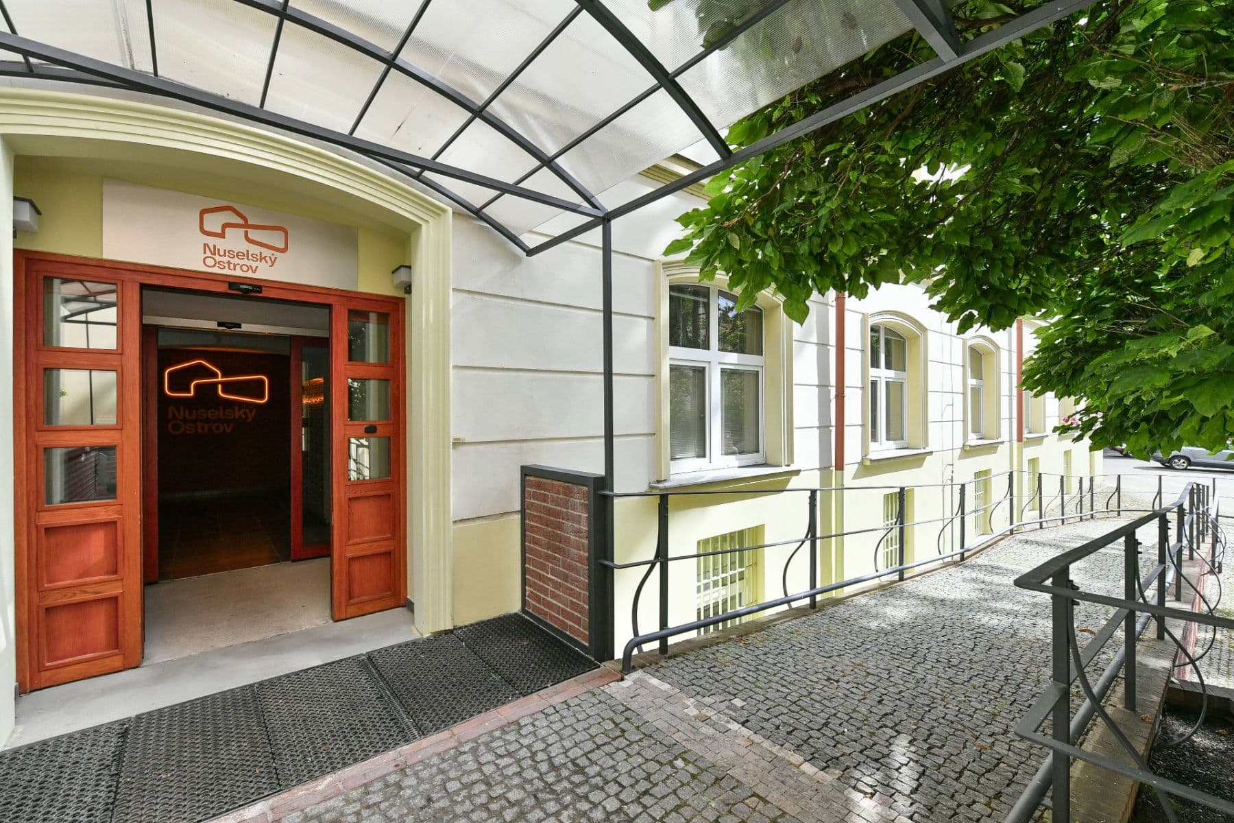 Prenájom bytu 1-izbový 19 m², Na Ostrůvku, Praha, Praha Prenájom bytu 1-izbový 19 m², Na Ostrůvku, Praha, Praha