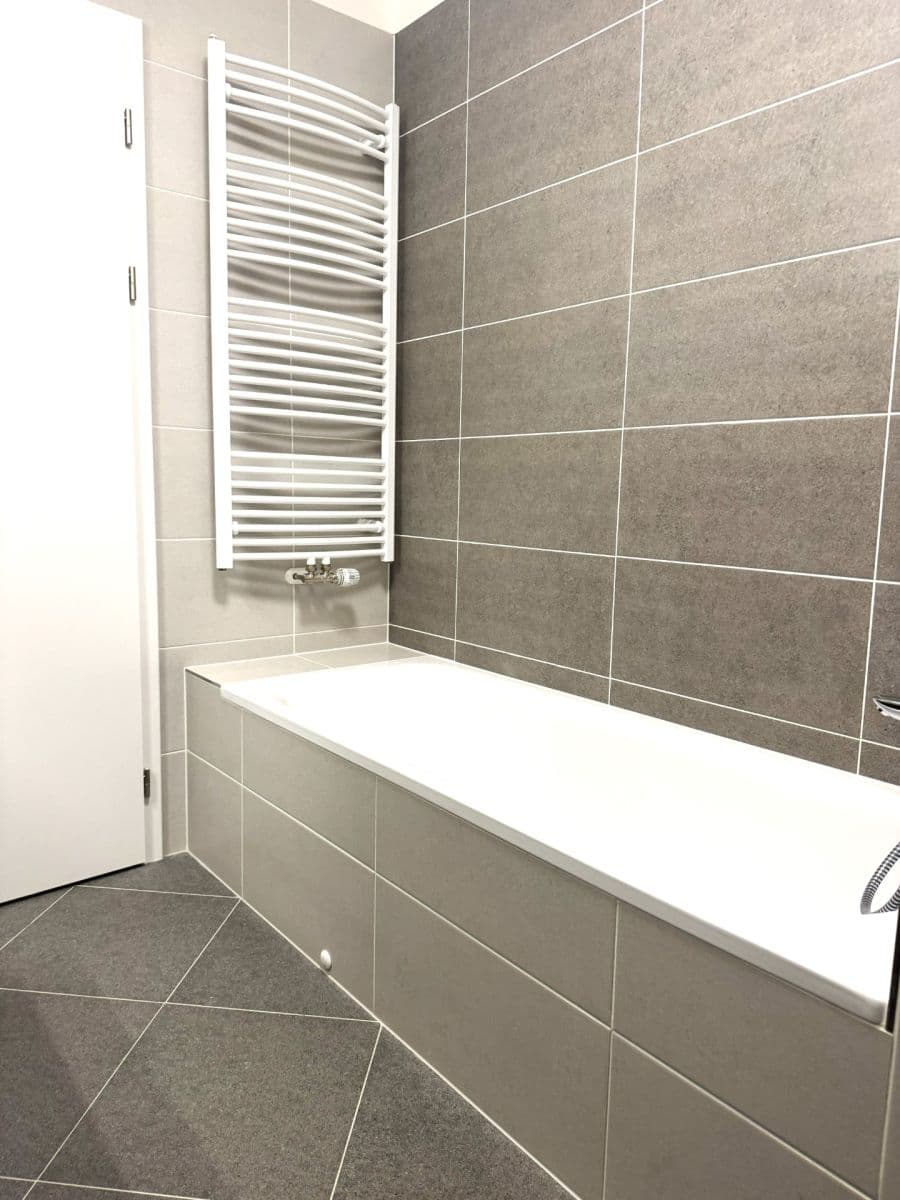 Prenájom bytu 2-izbový 50 m², Honzíkova, Praha, Praha Prenájom bytu 2-izbový 50 m², Honzíkova, Praha, Praha