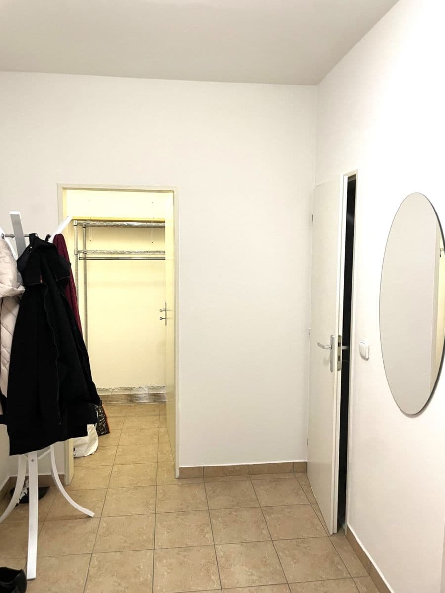 Predaj bytu 1-izbový 45 m², Ve Stromkách, Vestec, Středočeský kraj Predaj bytu 1-izbový 45 m², Ve Stromkách, Vestec, Středočeský kraj