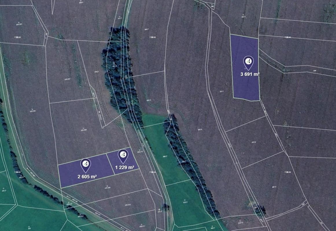 Predaj pozemku 12.661 m², Perálec, Pardubický kraj Predaj pozemku 12.661 m², Perálec, Pardubický kraj