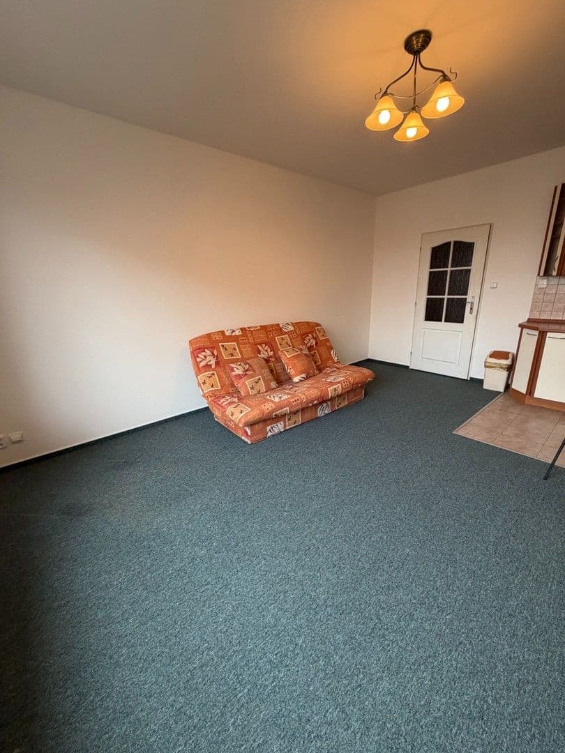 Prenájom bytu 1-izbový 28 m², Mattioliho, Praha, Praha Prenájom bytu 1-izbový 28 m², Mattioliho, Praha, Praha