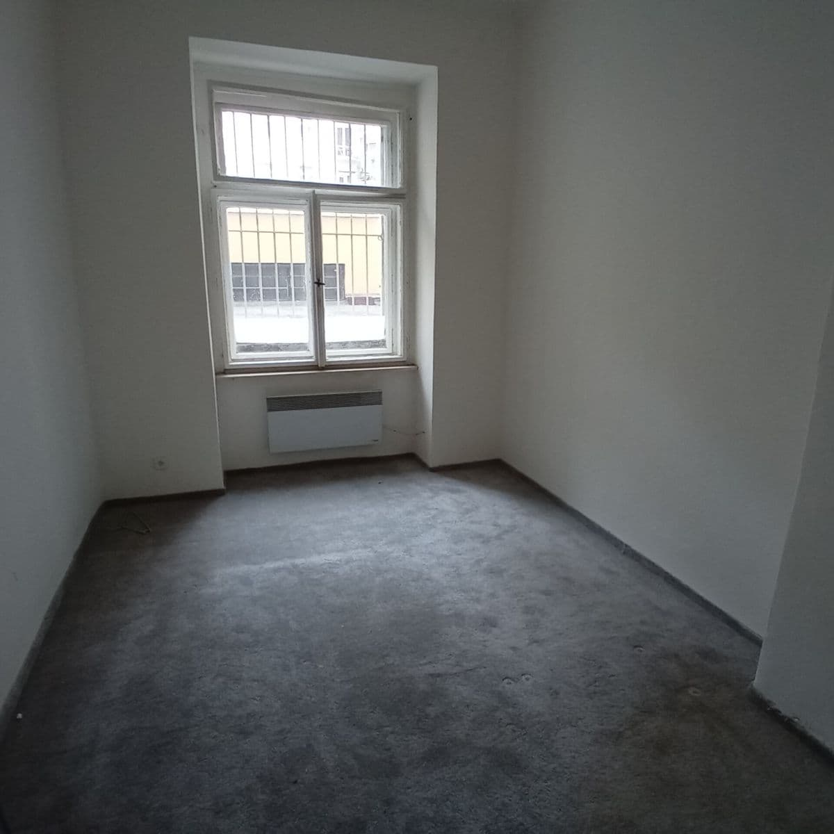 Prenájom nebytového priestoru 41 m², Radhošťská, Praha, Praha Prenájom nebytového priestoru 41 m², Radhošťská, Praha, Praha