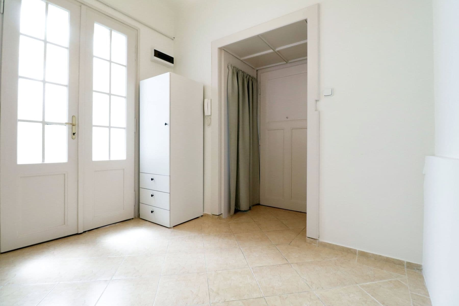 Prenájom bytu 2-izbový 61 m², U průhonu, Praha, Praha Prenájom bytu 2-izbový 61 m², U průhonu, Praha, Praha