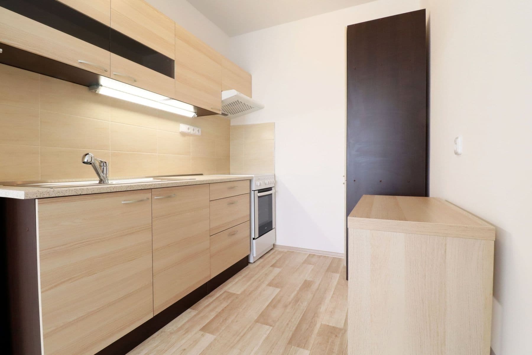 Prenájom bytu 2-izbový 44 m², Janského, Praha, Praha Prenájom bytu 2-izbový 44 m², Janského, Praha, Praha