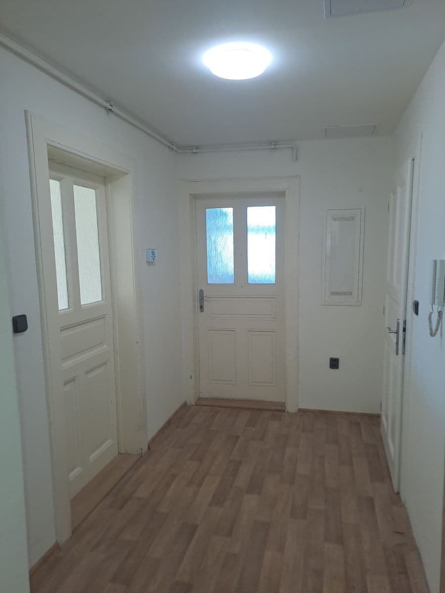 Prenájom bytu 2-izbový 72 m², Sokolovská, Praha, Praha Prenájom bytu 2-izbový 72 m², Sokolovská, Praha, Praha