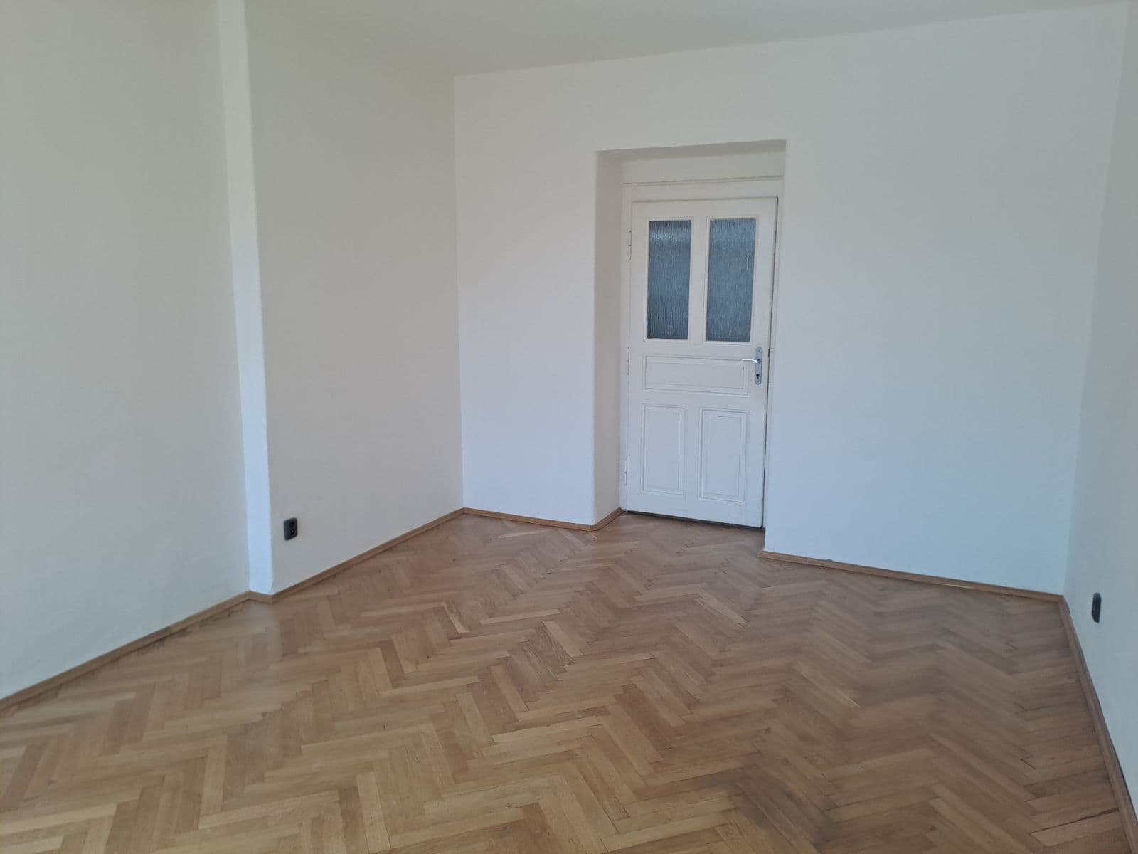 Prenájom bytu 2-izbový 72 m², Sokolovská, Praha, Praha Prenájom bytu 2-izbový 72 m², Sokolovská, Praha, Praha