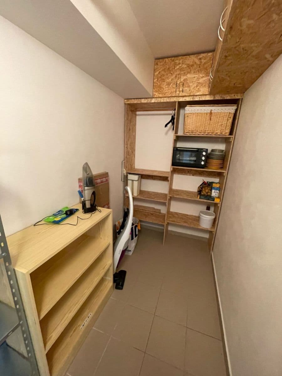 Predaj bytu 1-izbový 34 m², Svatojánská, Hradec Králové, Královéhradecký kraj Predaj bytu 1-izbový 34 m², Svatojánská, Hradec Králové, Královéhradecký kraj