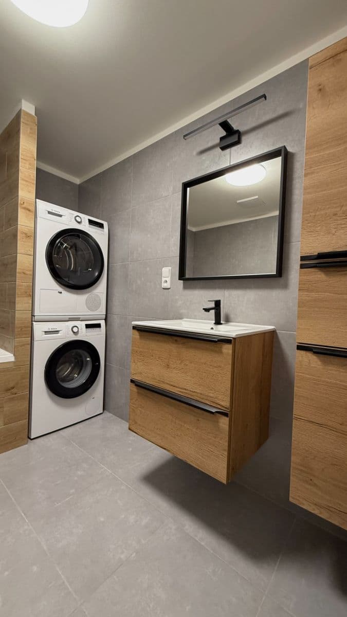 Predaj bytu 3-izbový 70 m², Františka Jelena, České Budějovice, Jihočeský kraj Predaj bytu 3-izbový 70 m², Františka Jelena, České Budějovice, Jihočeský kraj