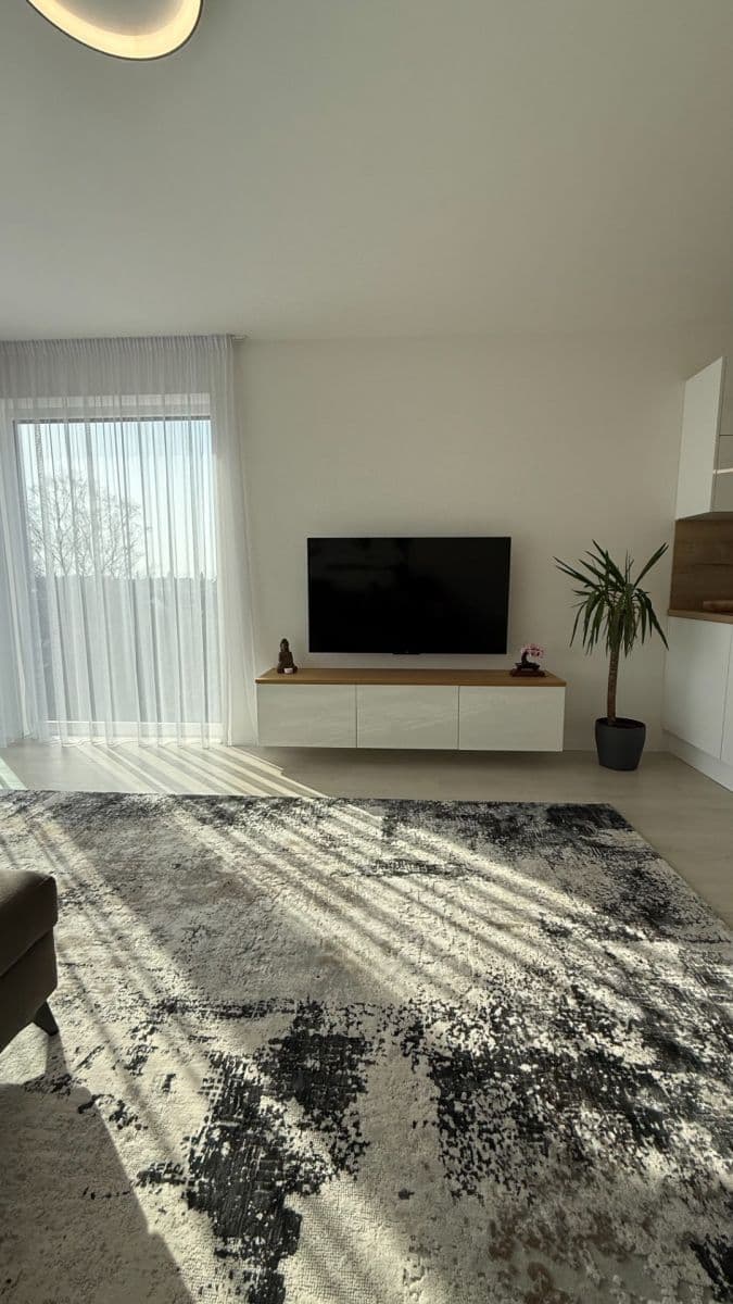 Predaj bytu 3-izbový 70 m², Františka Jelena, České Budějovice, Jihočeský kraj Predaj bytu 3-izbový 70 m², Františka Jelena, České Budějovice, Jihočeský kraj