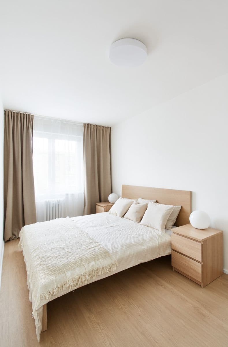 Predaj bytu 3-izbový 71 m², Jažlovická, Praha, Praha Predaj bytu 3-izbový 71 m², Jažlovická, Praha, Praha