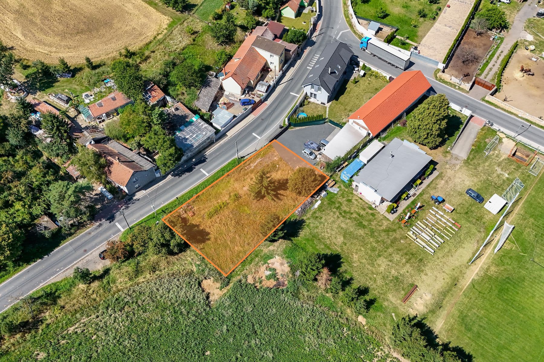 Predaj pozemku 806 m², Vykáň, Středočeský kraj Predaj pozemku 806 m², Vykáň, Středočeský kraj