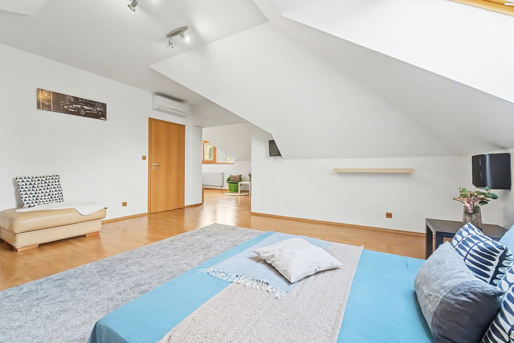 Predaj domu 400 m², pozemek 1.508 m², Jílovišťská, Praha, Praha Predaj domu 400 m², pozemek 1.508 m², Jílovišťská, Praha, Praha