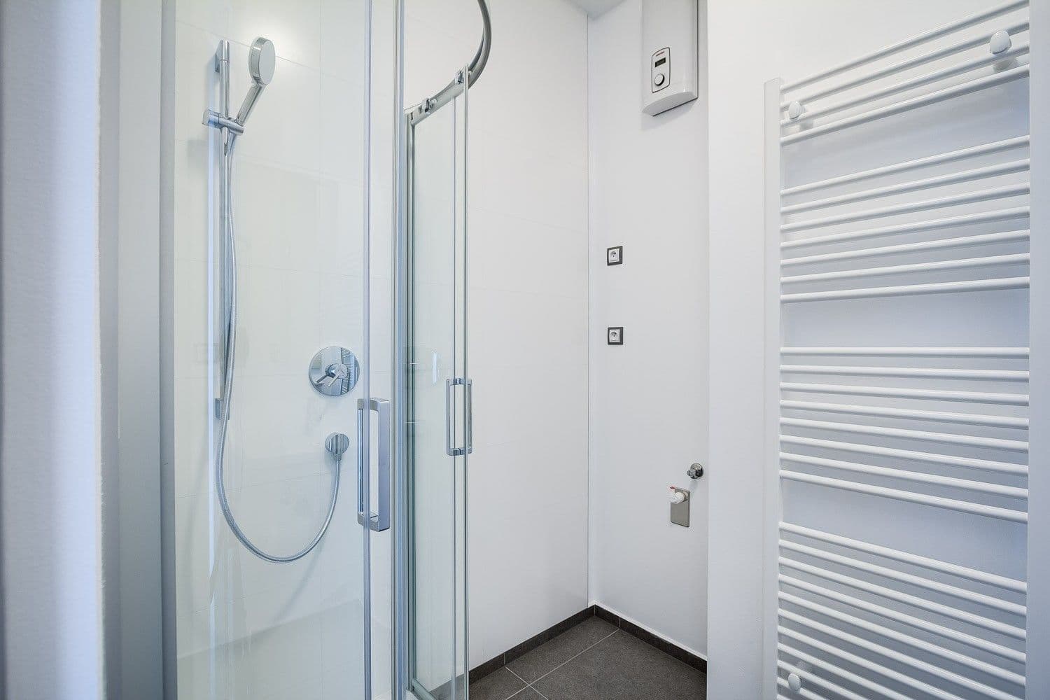 Prenájom bytu 2-izbový 42 m², Podplukovníka Sochora, Praha, Praha Prenájom bytu 2-izbový 42 m², Podplukovníka Sochora, Praha, Praha