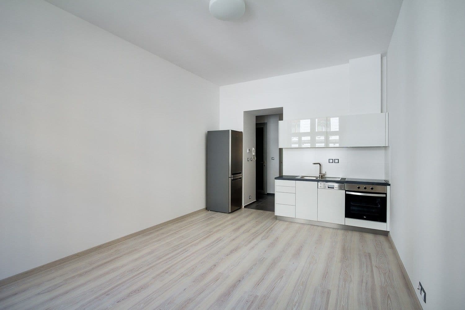 Prenájom bytu 2-izbový 42 m², Podplukovníka Sochora, Praha, Praha Prenájom bytu 2-izbový 42 m², Podplukovníka Sochora, Praha, Praha