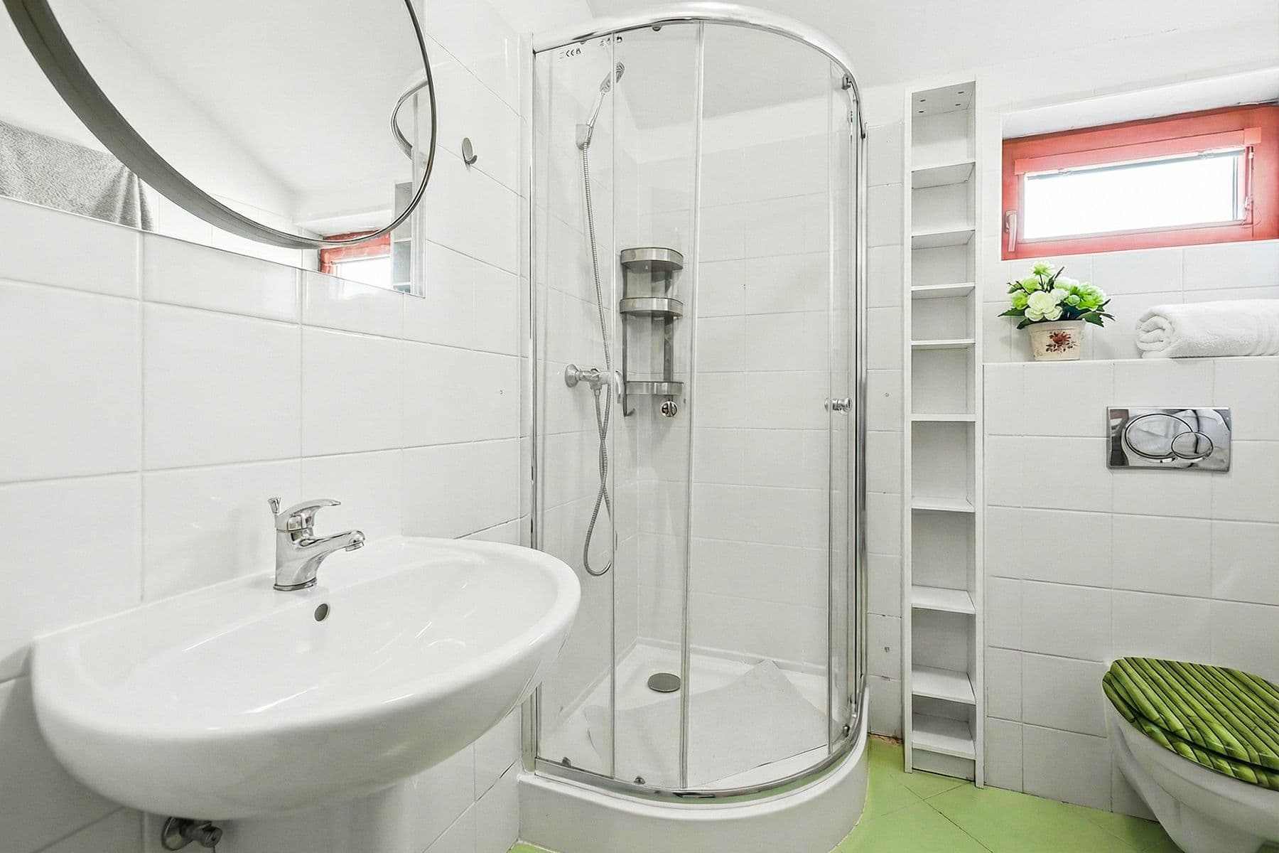 Predaj bytu 1-izbový 36 m², Kosatcová, Říčany, Středočeský kraj Predaj bytu 1-izbový 36 m², Kosatcová, Říčany, Středočeský kraj