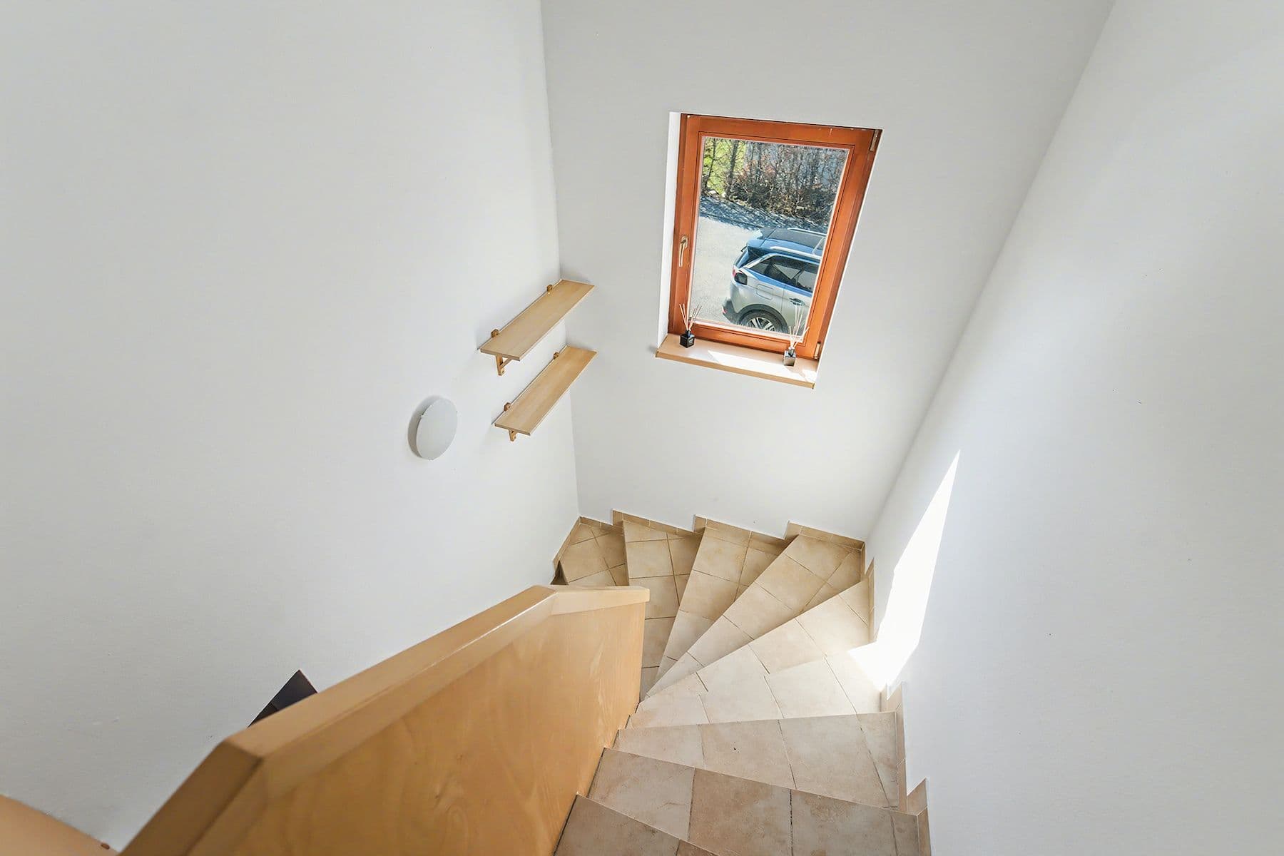 Predaj bytu 1-izbový 36 m², Kosatcová, Říčany, Středočeský kraj Predaj bytu 1-izbový 36 m², Kosatcová, Říčany, Středočeský kraj