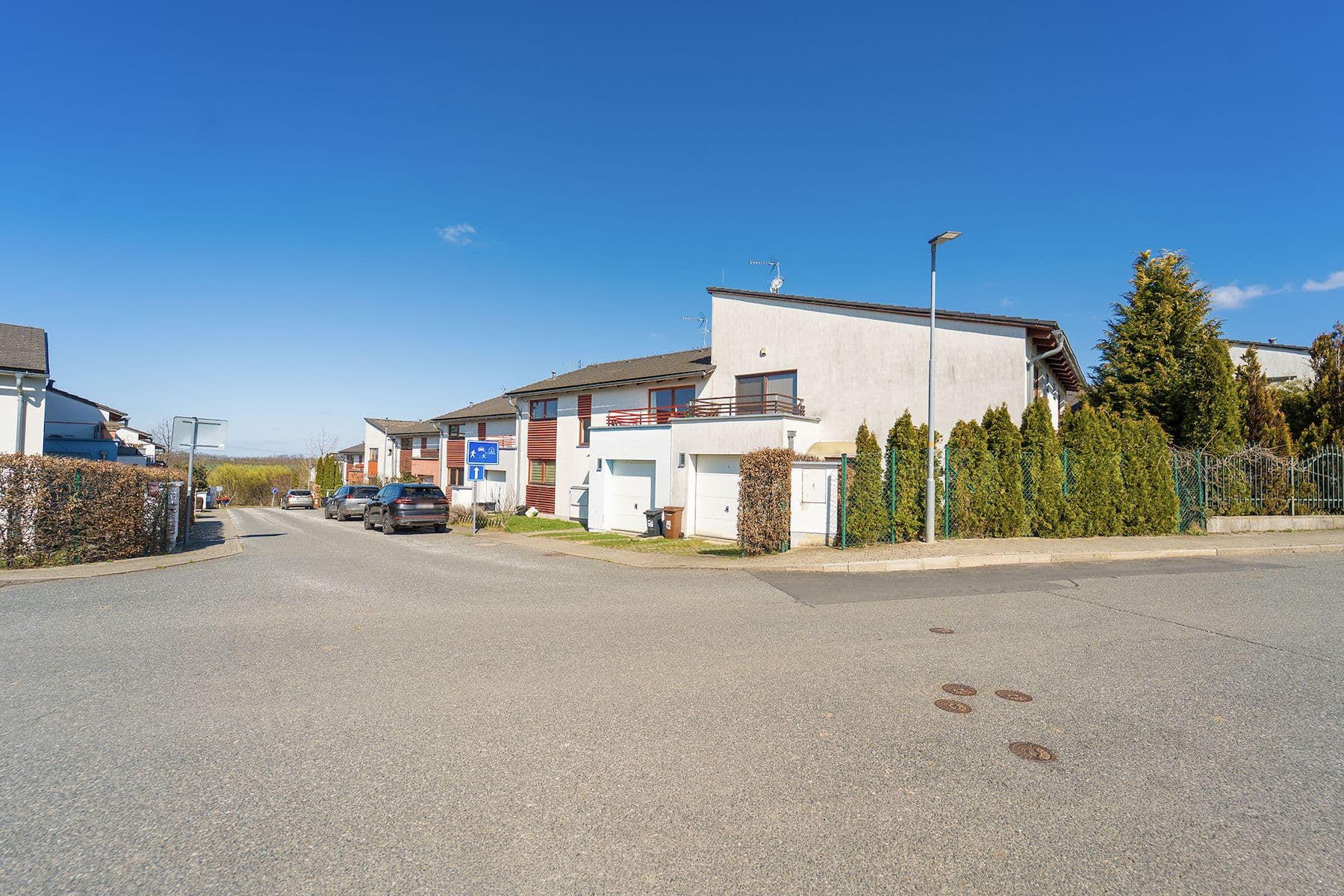 Predaj bytu 1-izbový 36 m², Kosatcová, Říčany, Středočeský kraj Predaj bytu 1-izbový 36 m², Kosatcová, Říčany, Středočeský kraj