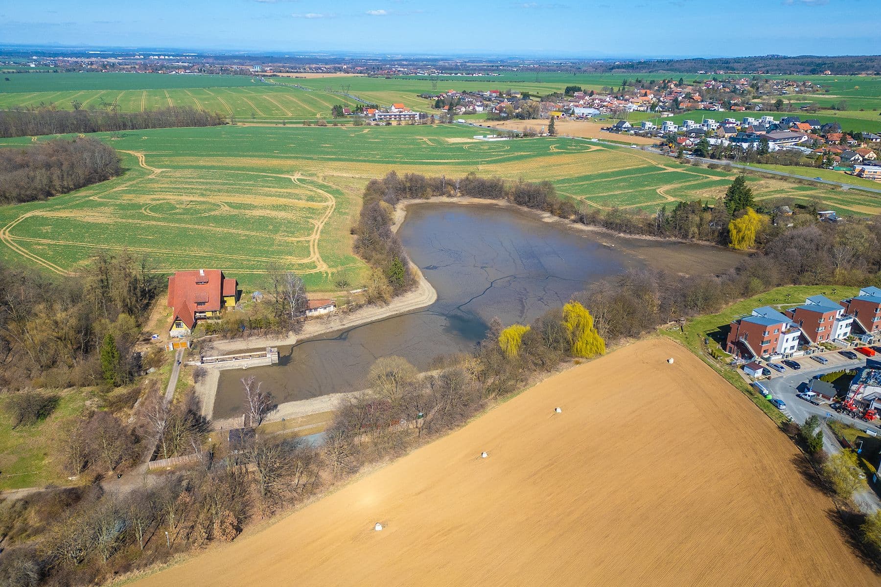 Predaj bytu 1-izbový 36 m², Kosatcová, Říčany, Středočeský kraj Predaj bytu 1-izbový 36 m², Kosatcová, Říčany, Středočeský kraj