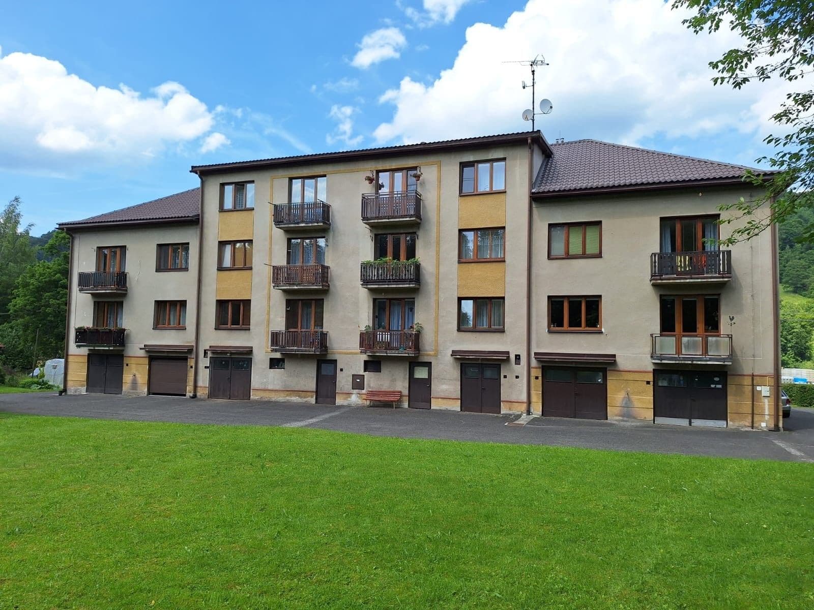 Predaj bytu 3-izbový 90 m², Víchová nad Jizerou, Liberecký kraj Predaj bytu 3-izbový 90 m², Víchová nad Jizerou, Liberecký kraj