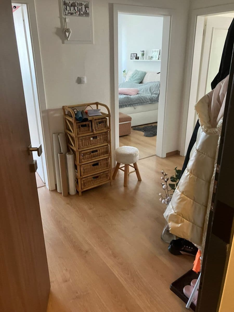 Prenájom bytu 3-izbový 70 m², Rižská, Praha, Praha Prenájom bytu 3-izbový 70 m², Rižská, Praha, Praha