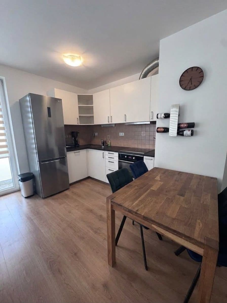 Prenájom bytu 2-izbový 51 m², Rižská, Praha, Praha Prenájom bytu 2-izbový 51 m², Rižská, Praha, Praha
