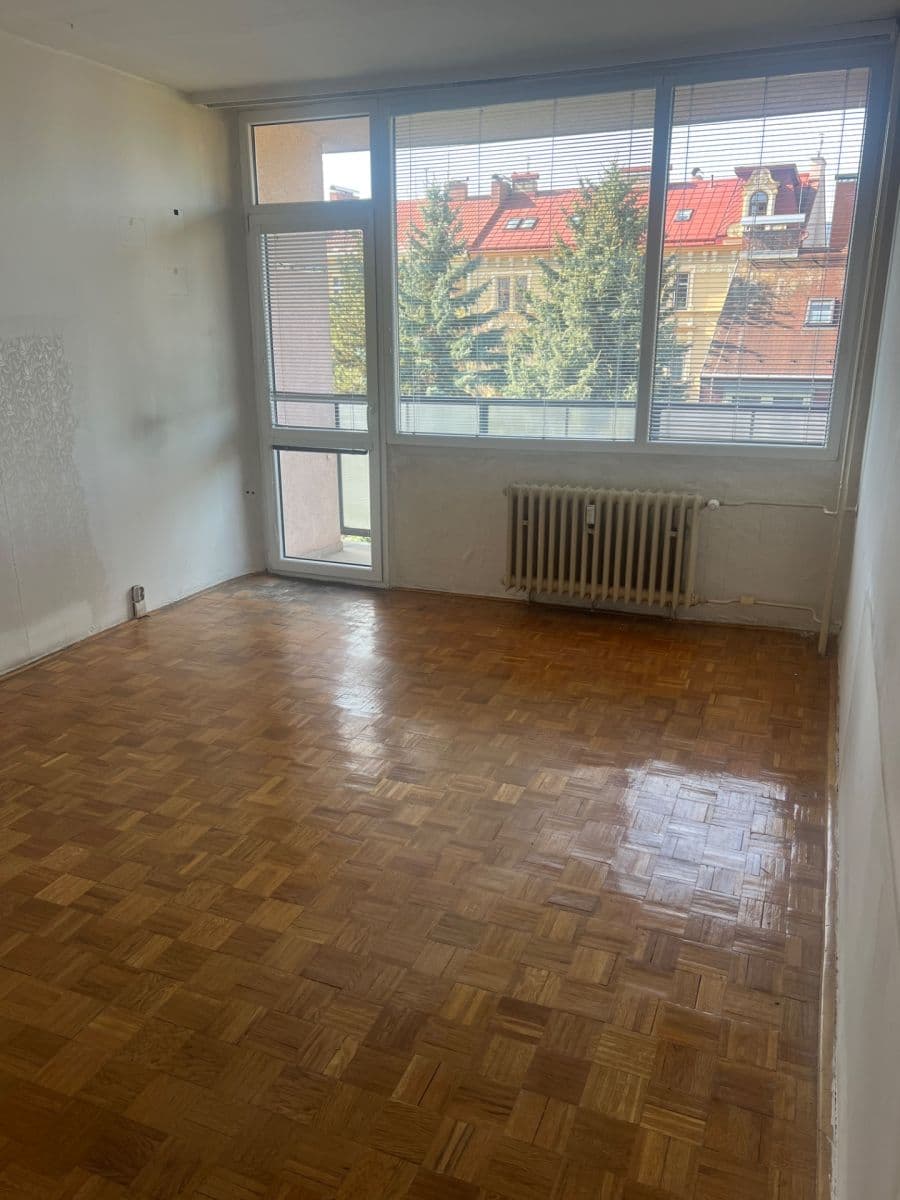 Predaj bytu 2-izbový 60 m², Vaňurova, Liberec, Liberecký kraj Predaj bytu 2-izbový 60 m², Vaňurova, Liberec, Liberecký kraj
