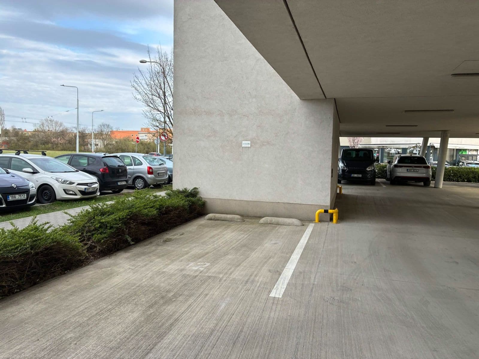 Predaj garáže 13 m², Kigginsova, Brno, Jihomoravský kraj Predaj garáže 13 m², Kigginsova, Brno, Jihomoravský kraj