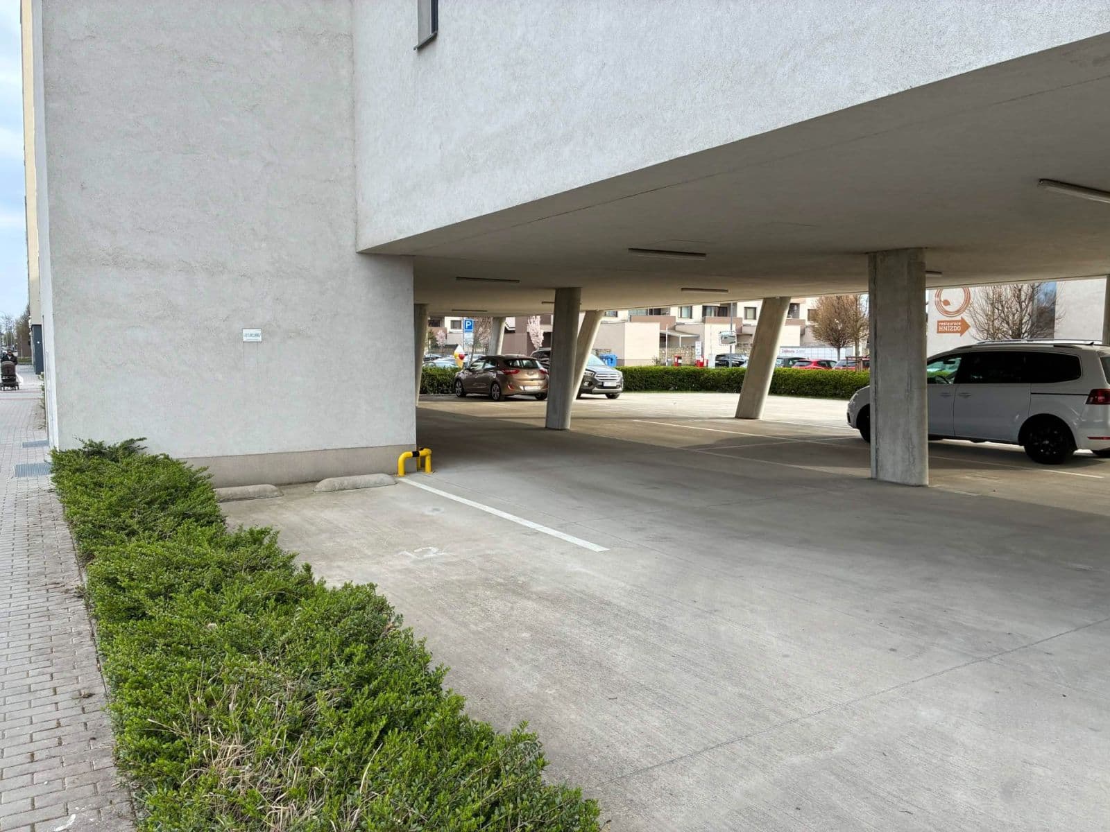 Predaj garáže 13 m², Kigginsova, Brno, Jihomoravský kraj Predaj garáže 13 m², Kigginsova, Brno, Jihomoravský kraj