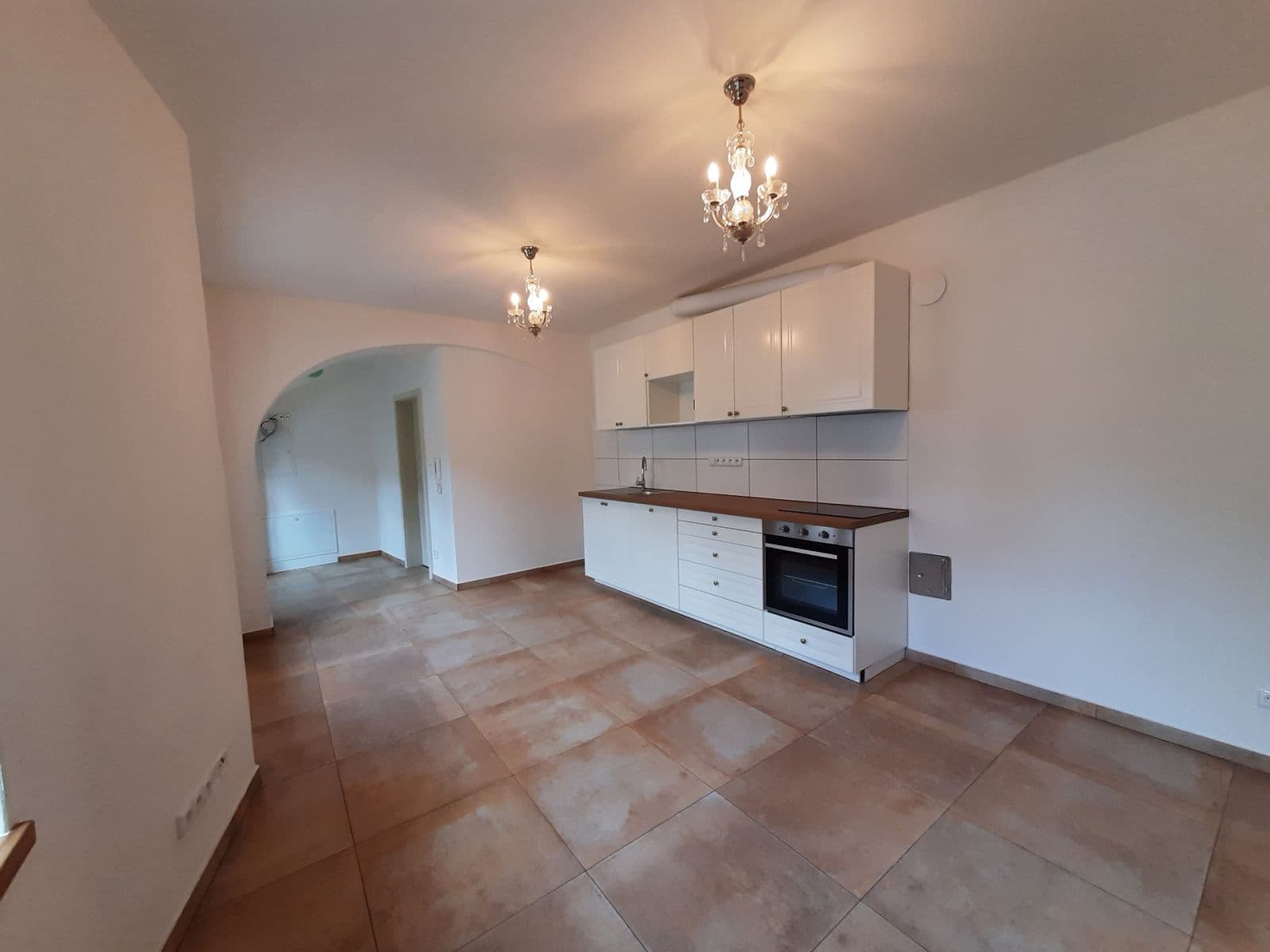 Prenájom bytu 1-izbový 45 m², Chržínská, Velvary, Středočeský kraj Prenájom bytu 1-izbový 45 m², Chržínská, Velvary, Středočeský kraj