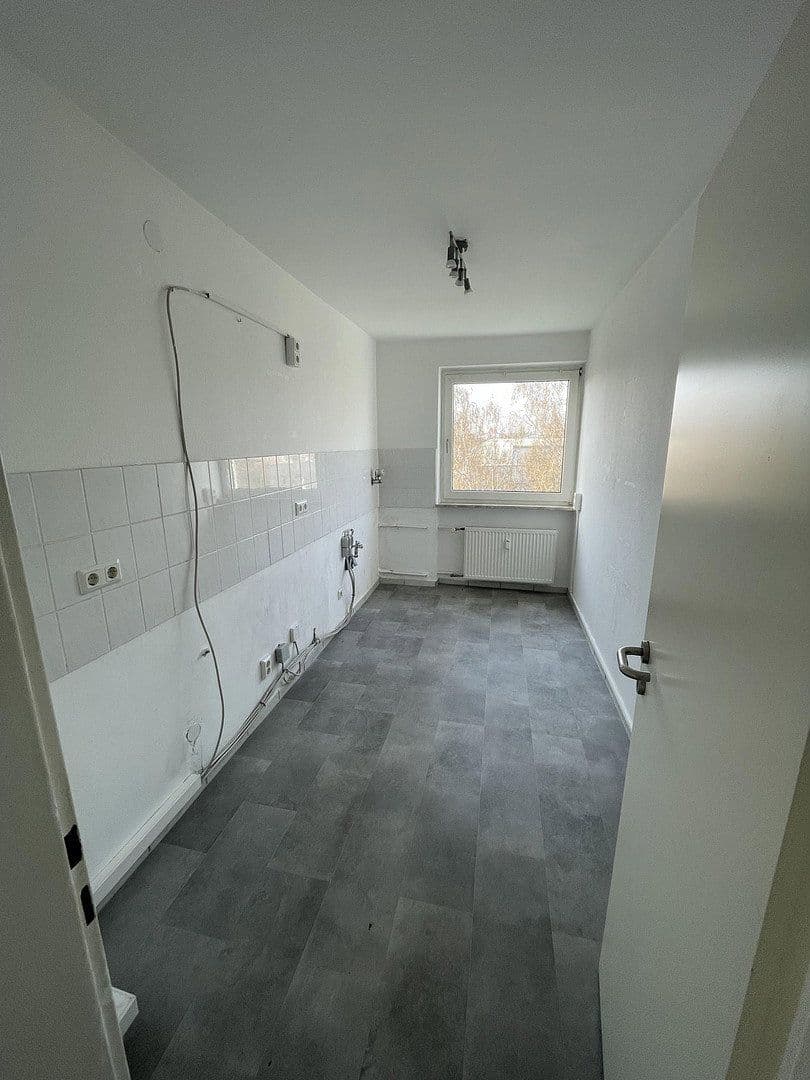 Prenájom bytu 3-izbový 72 m², Hohenstaufenring 5, Worms, Porýnie-Falcko Prenájom bytu 3-izbový 72 m², Hohenstaufenring 5, Worms, Porýnie-Falcko