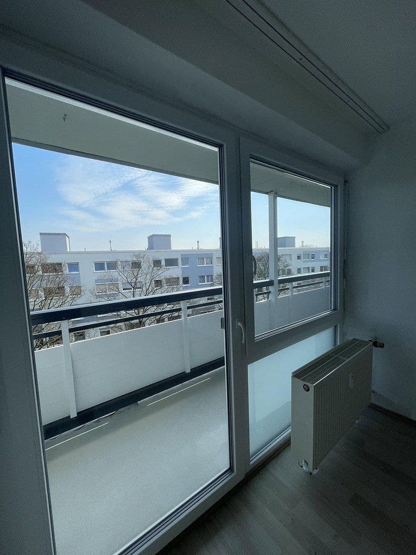 Prenájom bytu 3-izbový 72 m², Hohenstaufenring 5, Worms, Porýnie-Falcko Prenájom bytu 3-izbový 72 m², Hohenstaufenring 5, Worms, Porýnie-Falcko