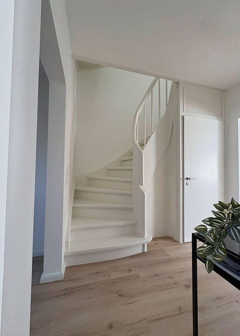 Predaj domu 120 m², pozemek 384 m², Lüneburg, Dolné Sasko Predaj domu 120 m², pozemek 384 m², Lüneburg, Dolné Sasko