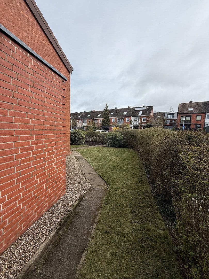 Predaj domu 120 m², pozemek 384 m², Lüneburg, Dolné Sasko Predaj domu 120 m², pozemek 384 m², Lüneburg, Dolné Sasko