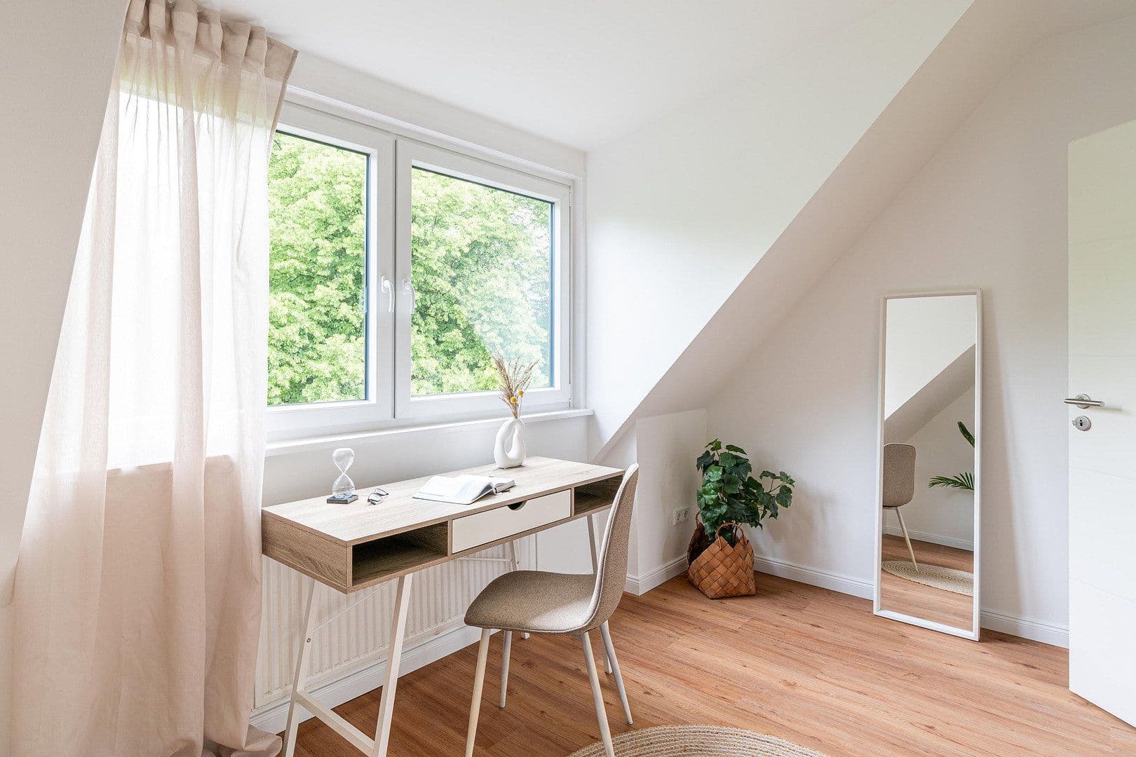 Predaj bytu 3-izbový 76 m², Meiendorfer Straße 12a, Hamburg, Hamburg Predaj bytu 3-izbový 76 m², Meiendorfer Straße 12a, Hamburg, Hamburg