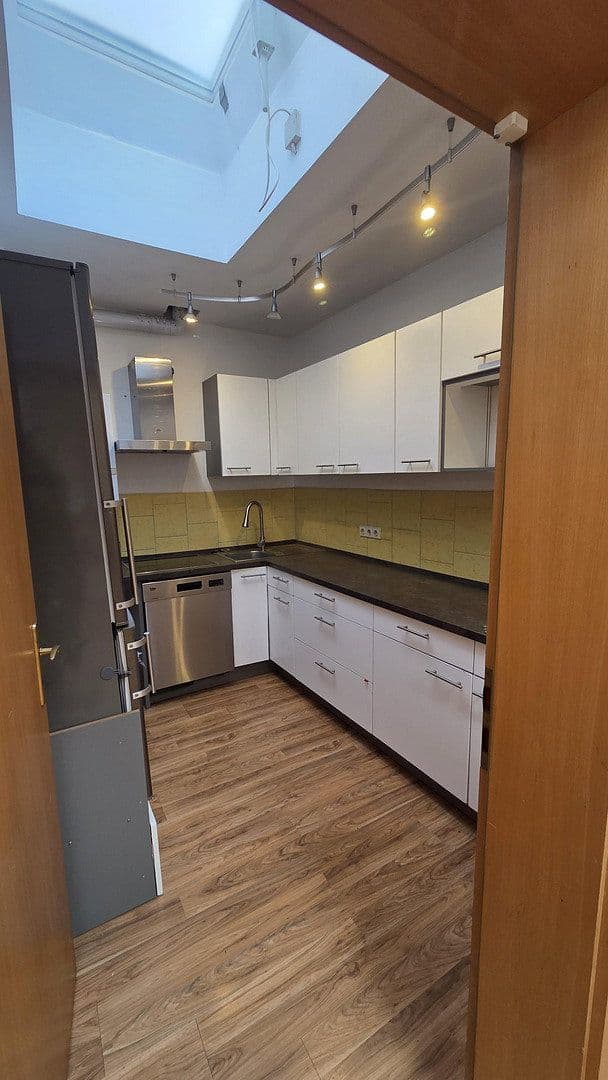 Prenájom bytu 2-izbový 77 m², Mathildenstraße 15, Fürth, Bavorsko Prenájom bytu 2-izbový 77 m², Mathildenstraße 15, Fürth, Bavorsko