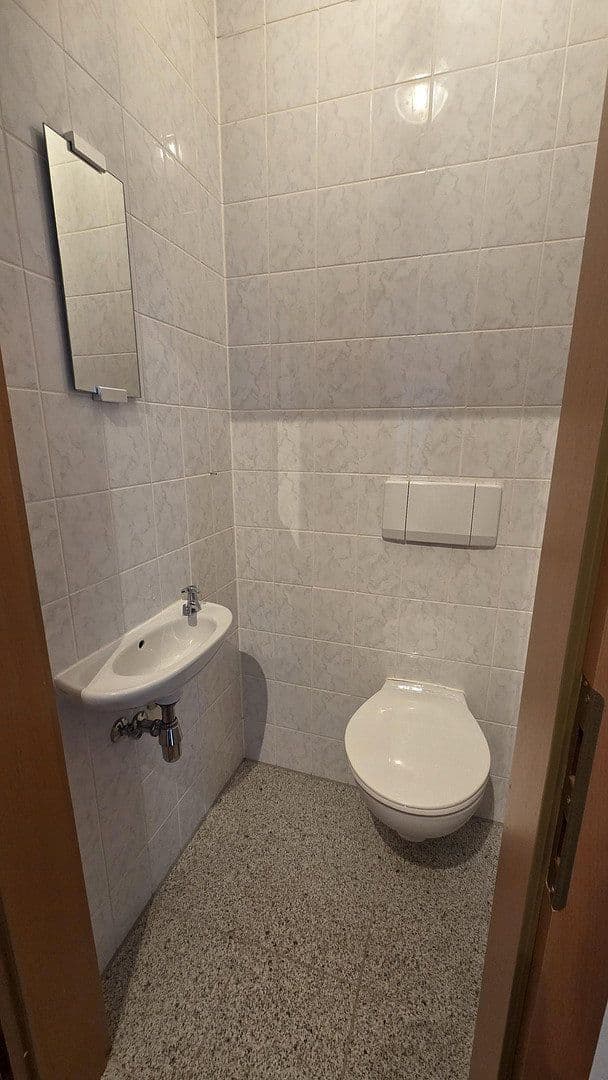 Prenájom bytu 2-izbový 77 m², Mathildenstraße 15, Fürth, Bavorsko Prenájom bytu 2-izbový 77 m², Mathildenstraße 15, Fürth, Bavorsko