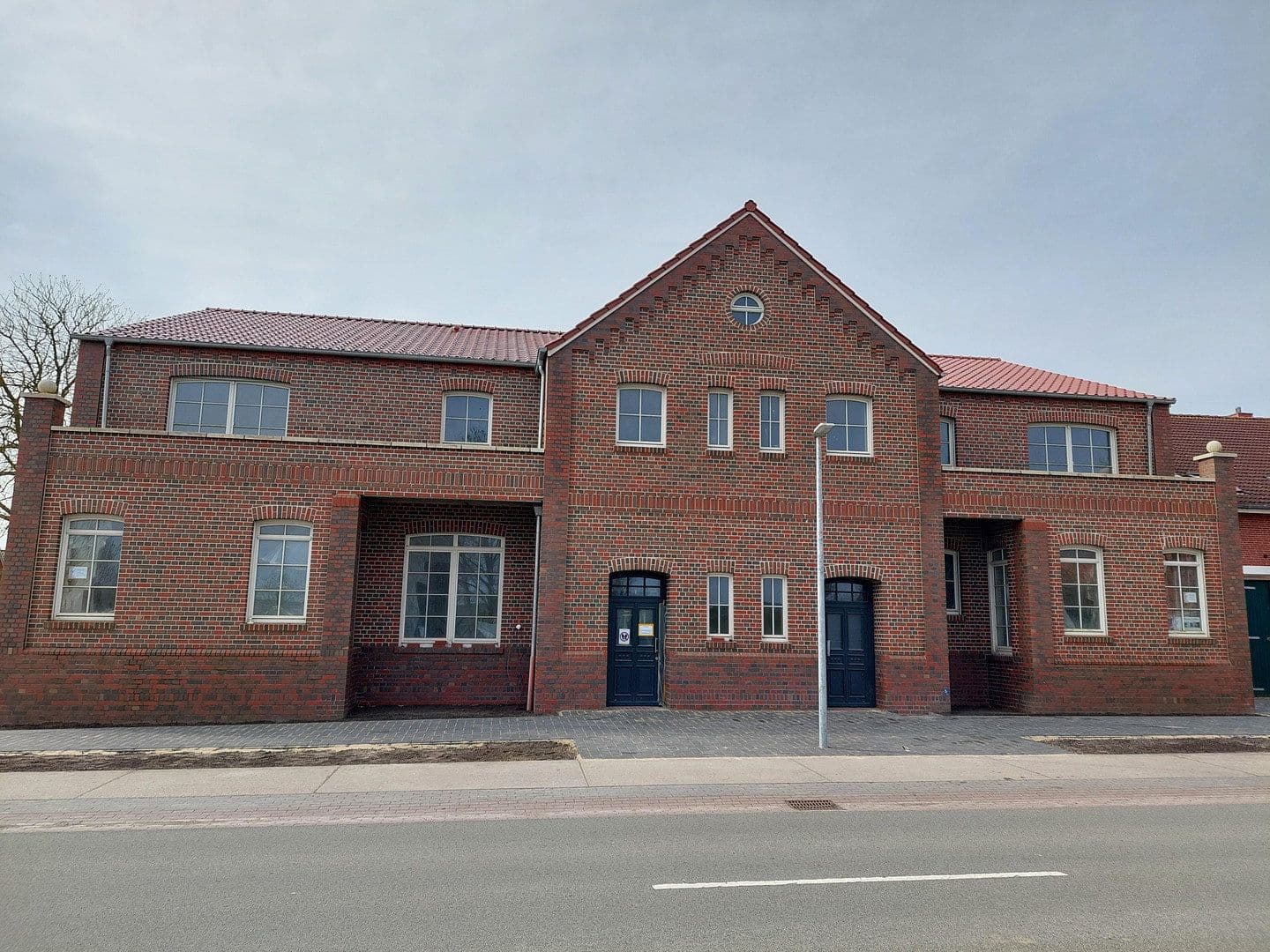 Prenájom bytu 3-izbový 89 m², Molkereistr. 13, Jemgum, Dolné Sasko Prenájom bytu 3-izbový 89 m², Molkereistr. 13, Jemgum, Dolné Sasko