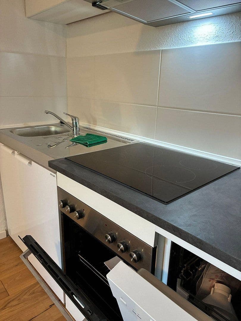 Prenájom bytu 1-izbový 36 m², Fleckenbühlstr. 20, Frankfurt am Main - Bonames, Hesensko Prenájom bytu 1-izbový 36 m², Fleckenbühlstr. 20, Frankfurt am Main - Bonames, Hesensko