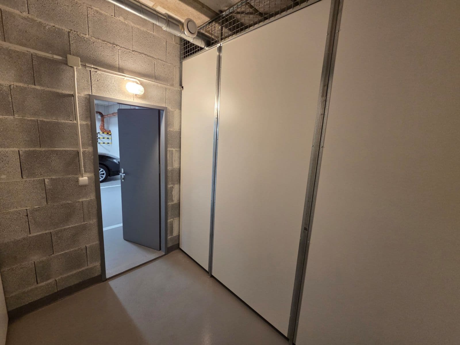 Prenájom bytu 1-izbový 33 m², Poděbradská, Praha, Praha Prenájom bytu 1-izbový 33 m², Poděbradská, Praha, Praha