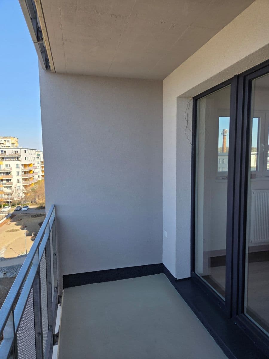 Prenájom bytu 1-izbový 33 m², Poděbradská, Praha, Praha Prenájom bytu 1-izbový 33 m², Poděbradská, Praha, Praha