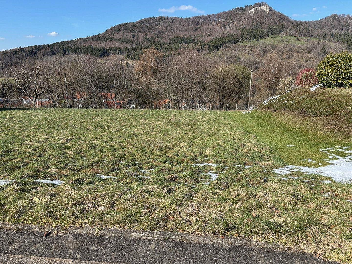 Predaj pozemku 1.156 m², Albstadt, Bádensko-Wurttembersko Predaj pozemku 1.156 m², Albstadt, Bádensko-Wurttembersko