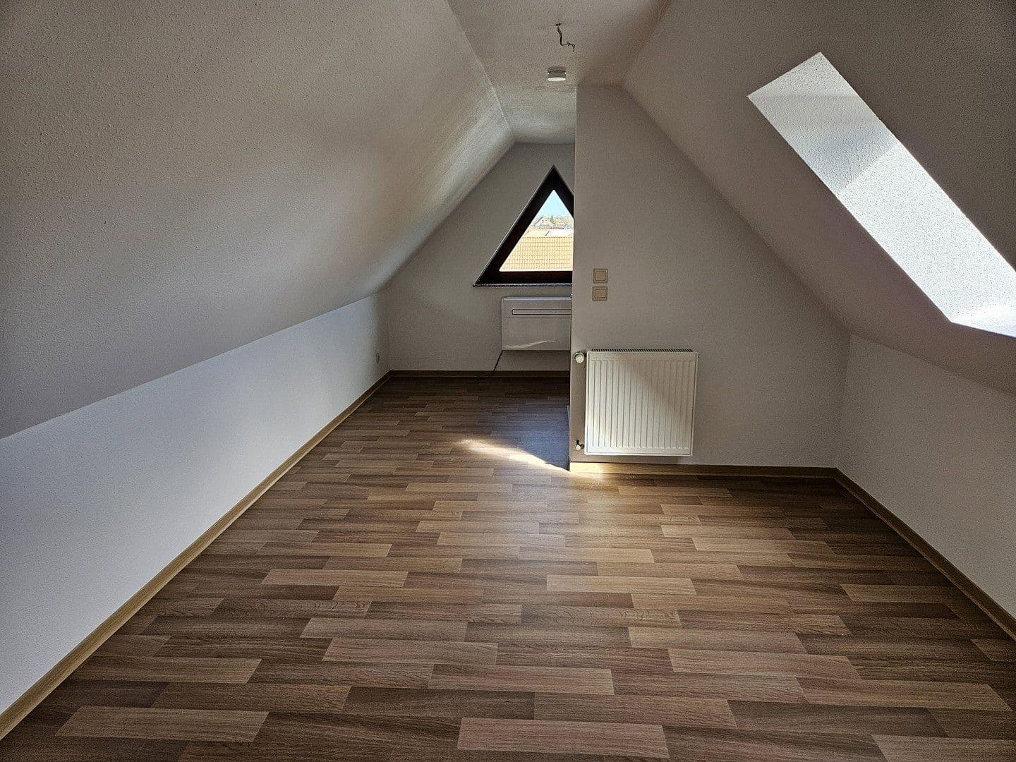 Prenájom bytu 2-izbový 55 m², Ackerstr. 41, Bitterfeld-Wolfen, Sasko-Anhaltsko Prenájom bytu 2-izbový 55 m², Ackerstr. 41, Bitterfeld-Wolfen, Sasko-Anhaltsko