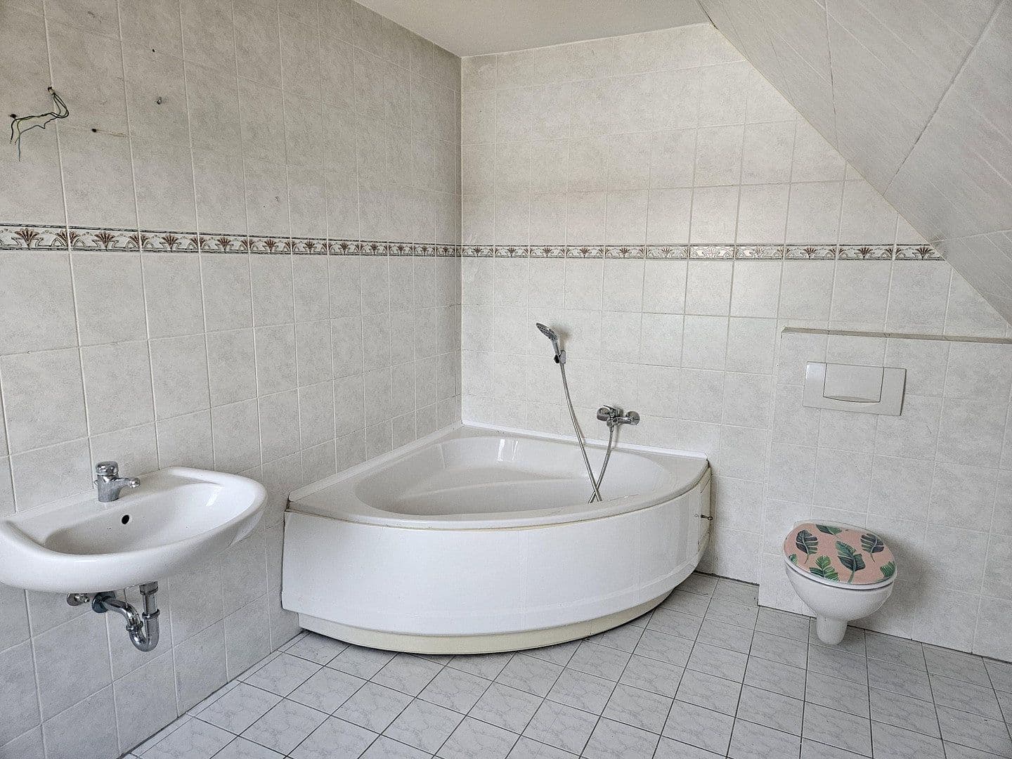 Prenájom bytu 2-izbový 55 m², Ackerstr. 41, Bitterfeld-Wolfen, Sasko-Anhaltsko Prenájom bytu 2-izbový 55 m², Ackerstr. 41, Bitterfeld-Wolfen, Sasko-Anhaltsko