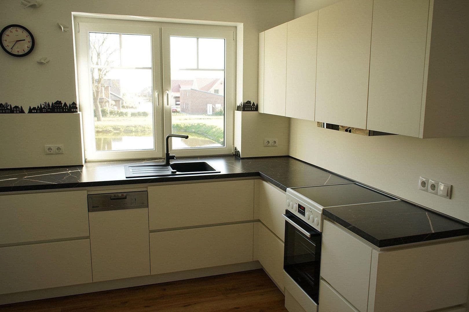 Prenájom bytu 4-izbový 100 m², Potthoff 6, Barßel, Dolné Sasko Prenájom bytu 4-izbový 100 m², Potthoff 6, Barßel, Dolné Sasko