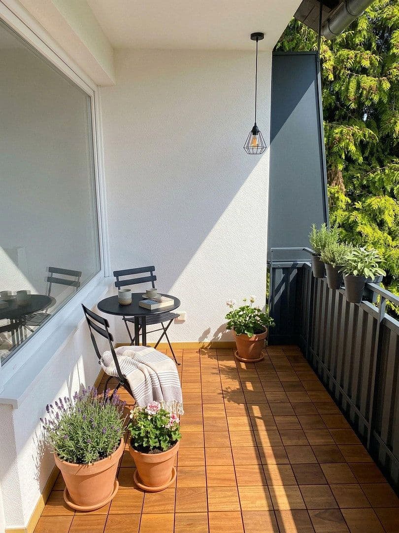 Prenájom bytu 2-izbový 60 m², Frankfurt-Zeilsheim, Hesensko Prenájom bytu 2-izbový 60 m², Frankfurt-Zeilsheim, Hesensko